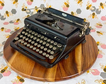 Antique 1937 Royal Model O Typewriter - Glossy Black Art Deco - Glass Keys - Display / Repair Piece