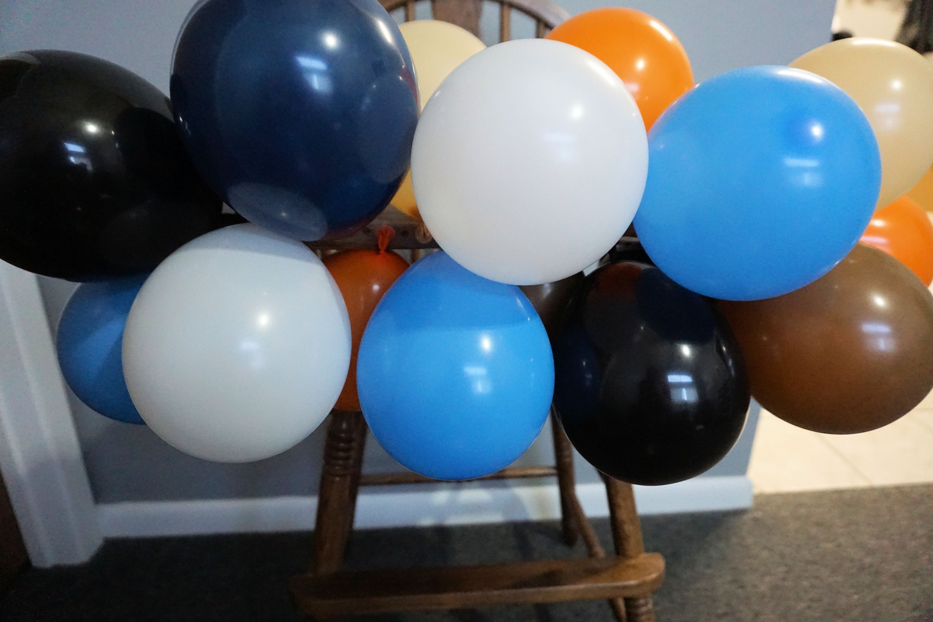 Bluey Theme Mini Highchair Balloon Garland
