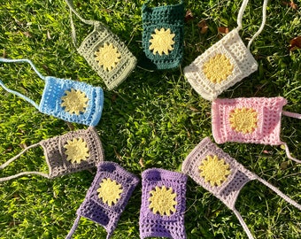Sunny Daze Mesh Crochet Crossbody Phone Bag with Sun Granny Square Pocket