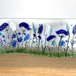 Fused Glass Wave Suncatcher: Handcrafted Floral Art, Home Decor
