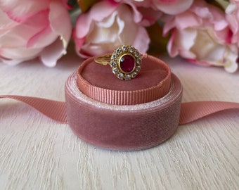Vintage Ruby Diamond Halo Cluster Ring in 18ct Gold (Era: 1987; Size N 1/2).