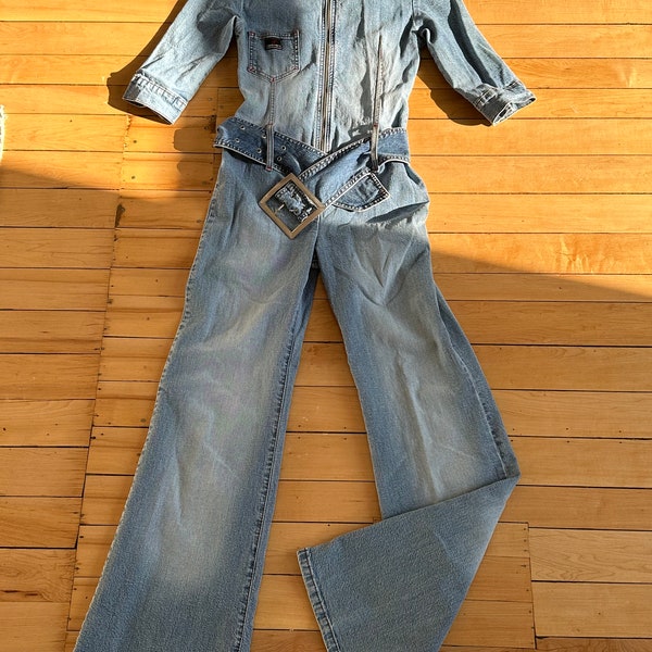 Y2K denim jumpsuit / flare / size small