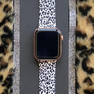 Snow Leopard Watch Band 38mm 40mm 41mm 42mm 44mm 45mm S/M M/L Series 1,2,3,4,5,6,7,8,9 Silicone Polka Dot Watchband Replacement
