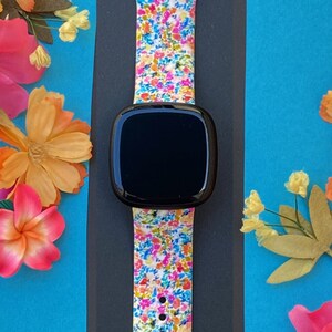 Flower Field Fitbit Versa 1/Versa 2/Versa Lite S/L Silicone Engraved Floral Cute Flowers Watchband Replacement image 1