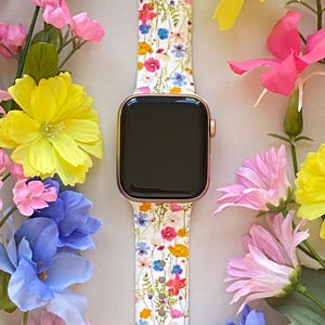 Apple Watch Band Silicone Flower - Etsy display picture 1