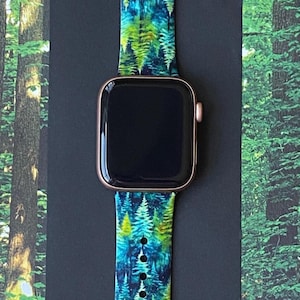 Nature Hike Watch Band 38mm 40mm 41mm 42mm 44mm 45mm S/M M/L Series 1,2,3,4,5,6,7,8,9 Silicone Cute Winter Trees Watchband Replacement