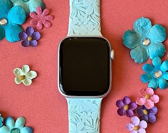 Blue Hibiscus Watch Band 38mm 40mm 41mm 42mm 44mm 45mm S/M M/L Series 1,2,3,4,5,6,7,8,9 Silicone Engraved Summer Watchband Replacement