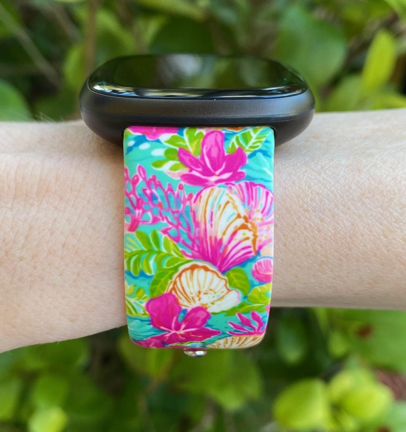 Seashell Fitbit Versa 1/Versa 2/Versa Lite S/L Silicone Engraved Cute Beach Ocean Summer Watchband Replacement bild 3
