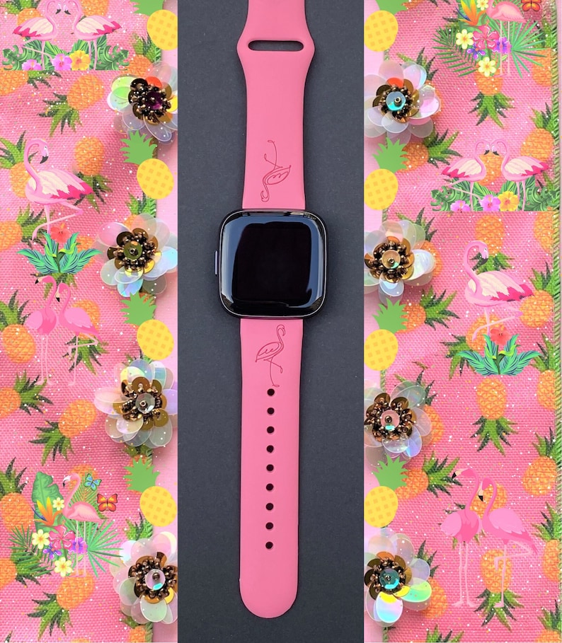 Flamingo Fitbit Versa 1/Versa 2/Versa Lite S/L Silicone Engraved Cute Summer Animal Watchband Replacement bild 1