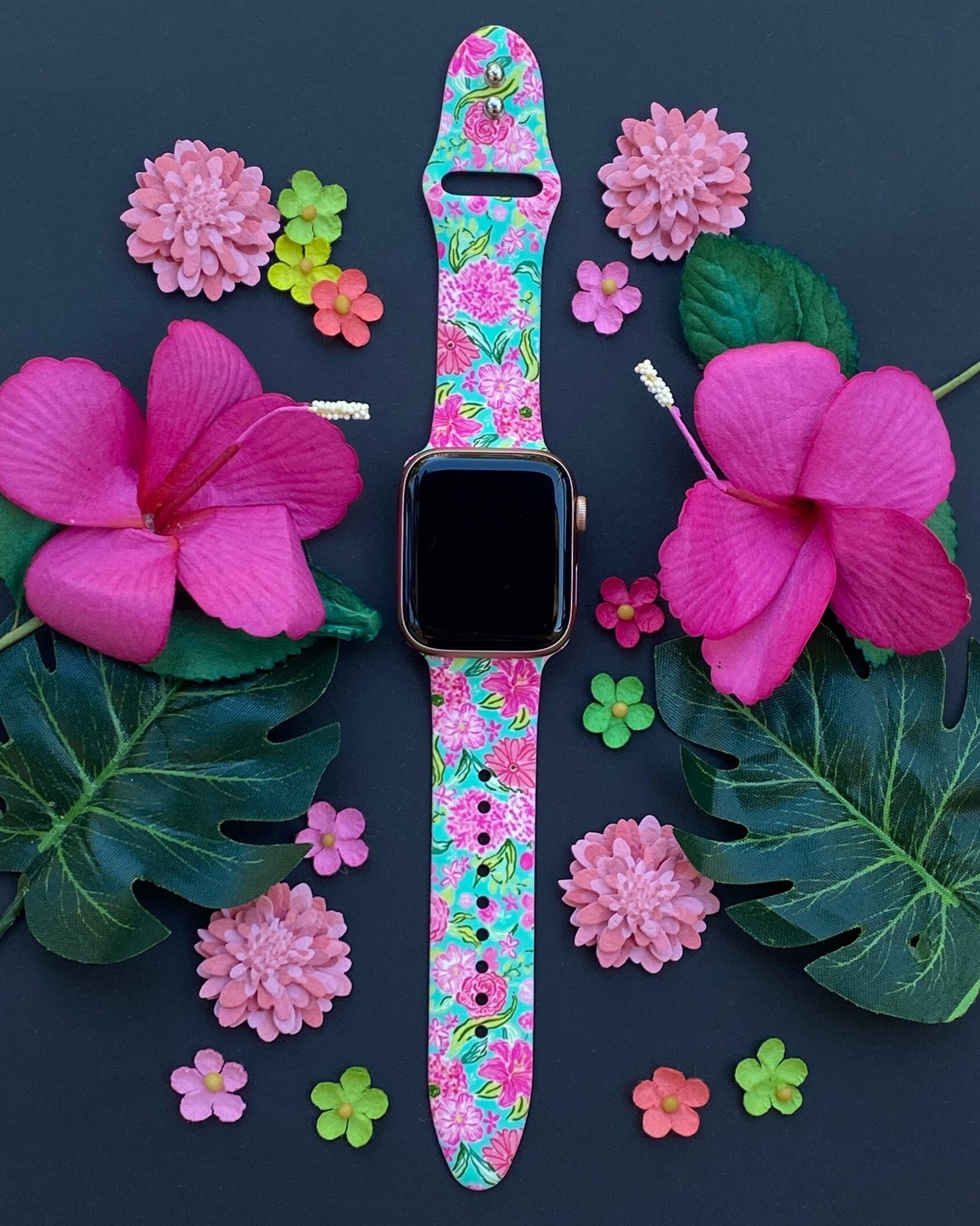 Highland Cow Floral Watch Band Silicone Laser Engraved, Apple Watch  Compatible 38/40/41mm, 42/44/45mm, Series 1,2,3,4,5,6,7,8,9,SE,SE2