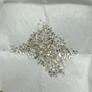 Lab Grown Loose White Diamond Round Brilliant Cut D E F Color VS Clarity 0.80 To 2.00 MM Lot Lab Created Diamond For Engagement Ring For Her