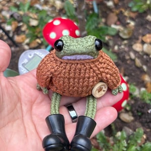 Handmade Knitted Posable Frog: Pocket Frog with Sweater & Boots
