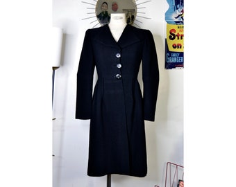 Black curly wool coat true vintage 1930 30's