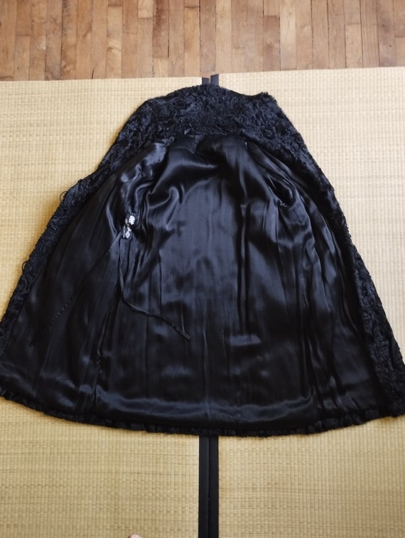 Asymmetrical black astrakhan coat true vintage 30… - image 8