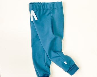 Kinder Hose blau, Basic Hose Kind, Sweathose Kinder, Bequeme Hose mit Taschen oder ohne, Hose für Kinder 50 - 128, blaue Hose unisex