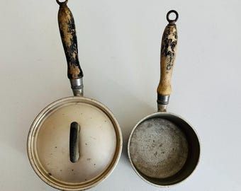 Vintage TACU Co WEAR-EVER Aluminum Cookware Set-701, 701 1/2, with Lid