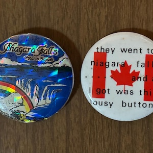 Retro Niagara Falls Buttons