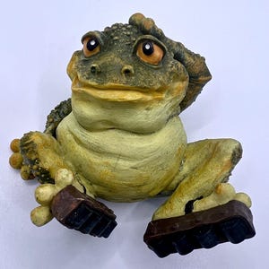 4&quot; Skating Frog - Hand Painted - Animal Figurine Statue Decoration Room/Home Decor New Home Gifts