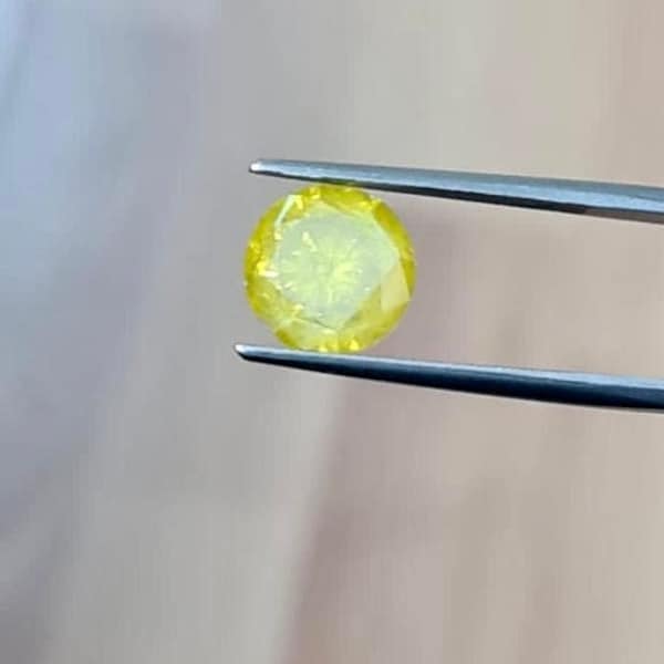 DGC Certified 3.5CT Round Brilliant Cut Fancy Yellow Loose Diamond Conflict Free Earth Mined