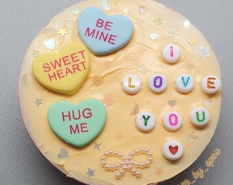 Sweetheart Double-Layer Lash Case Mirror Compact, Decoden Conversation Heart False Eyelash Storage Case