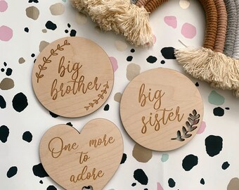 Big Sister | Big Brother | New Sibling | Wooden Pregnancy Announcement Disc | Botanical | Birch Wood | Laser Engraved |