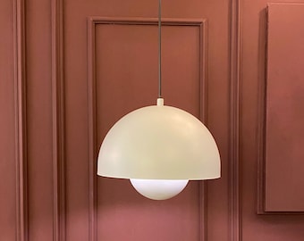COLOURFUL PENDANT