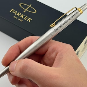 Personalized Parker Pen in Box, Masters Degree Graduation Gift, Master of Fine Arts Graduation Gift, MFA Gift, Fine Arts Degree