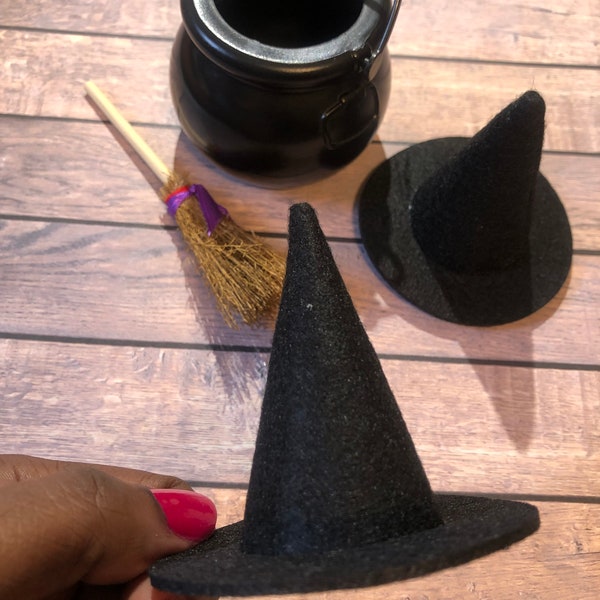 Small Witch Set Hat / Broom / Cauldron / Perfect for your Halloween Craft / DIY Project /Dolls /  Mini Felt Hat/ Halloween Decor (Set of 3)