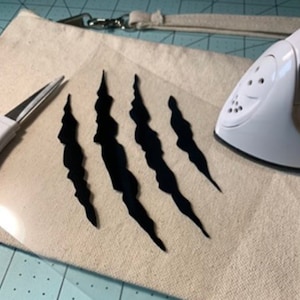 Iron on / HTV: Scratch Marks Iron On Decal / Tshirt / Iron On Decal / DIY Projects (1 Iron On)