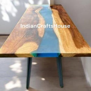 Epoxytafelblad, middelste tafel epoxyhars riviertafel, natuurlijk hout, modern huismeubilair