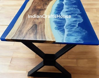 Esstisch aus Epoxidharz mit Live Edge Holzplatten, moderne Terrasse oder Innenmöbel, einzigartiges handgefertigtes Herzstück