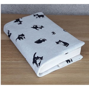Decorative adjustable cover black cats, for pocket books and manga, adjustable and adaptable fabric book protector, cover cover image 4