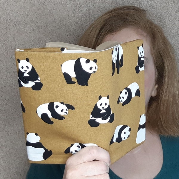 Couvre livre ajustable en tissu panda