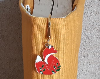 Personalized gold metal bookmark, novelty book jewelry with kawaii cat fox dragon enamel charm, cute book accessory