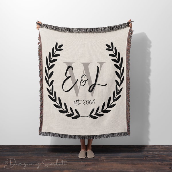 WOVEN Cotton WEDDING BLANKET Custom 2nd Anniversary Gift Vintage Farmhouse Jacquard Throw Gifts For Couple Personalized Tapestry Wreath