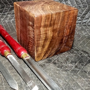 Bonitas piezas de nogal negro de 15 x 15 x 15 cm para tornear. Piezas para jarrones, tallar madera y carpintería DIY.