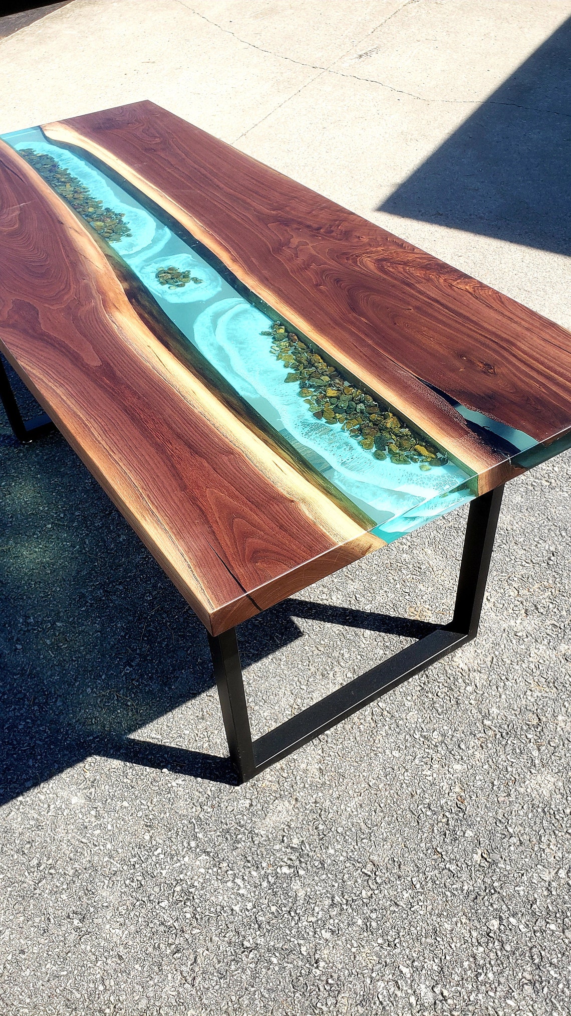 Roaks Shell Table USA- Walnut Blue White Capped Ocean Waves Tables. Shells Plants ...
