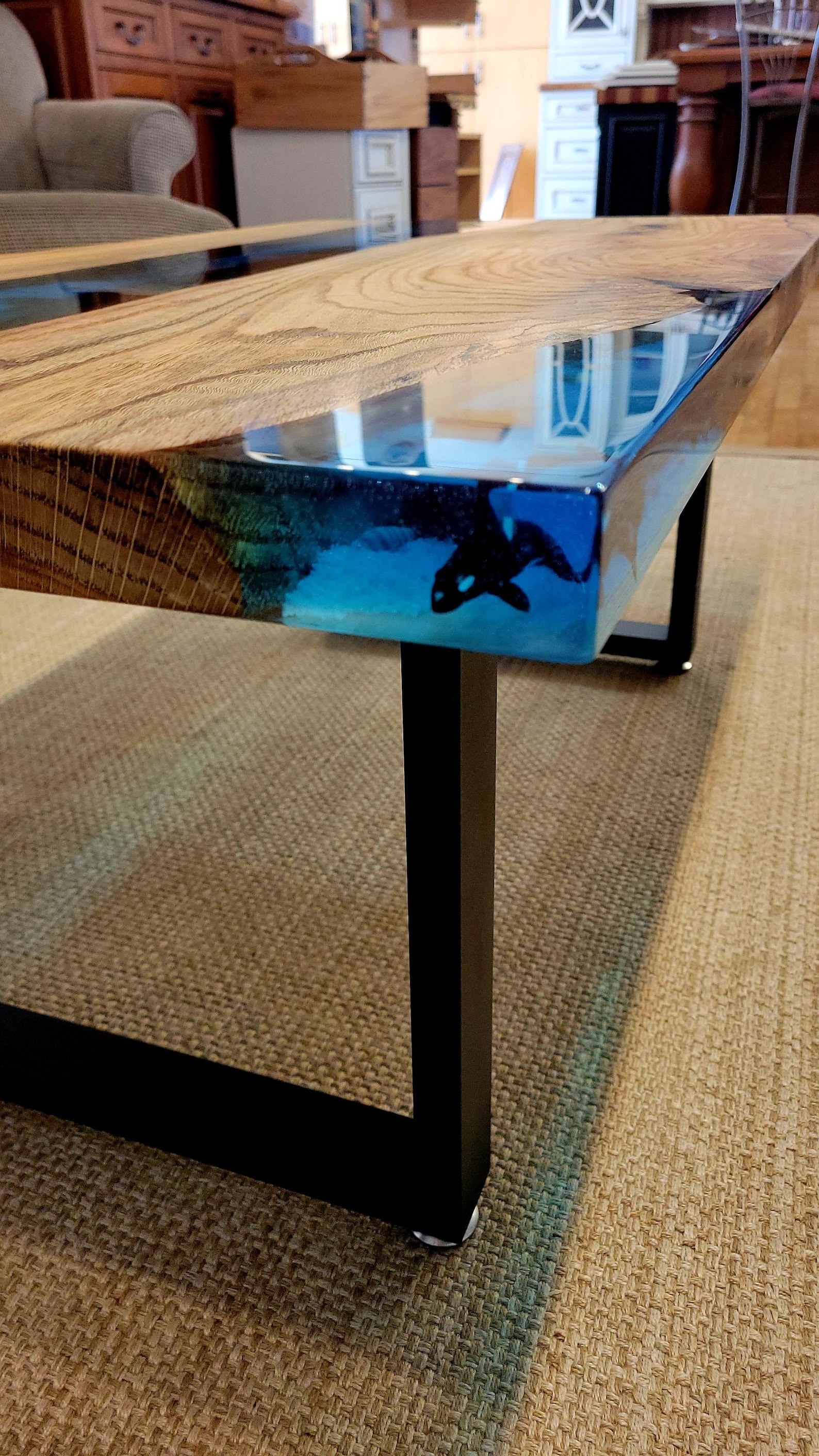Roaks Shell Table USA- Red Oak Ocean Theme Tables. Shells Plants,starfish,dolphins and ...