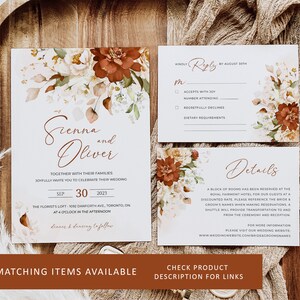 Op de afbeelding: Huwelijksuitnodiging met een bloemmotief in tinten oranje, wit en groen. De uitnodiging bevat de namen Sienna en Oliver, de datum 30 september 2023 en de locatie The Florist's Loft, 1032 Danforth Ave, Toronto, ON. De uitnodiging bevat ook een RSVP-kaart met een bloemmotief.