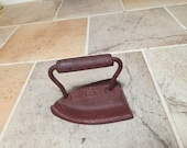 Antique Sadiron No 6 cast iron