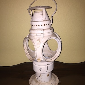 The Non-sweating Adlake Kerosene Railroad Switch Signal Lantern-Chicago