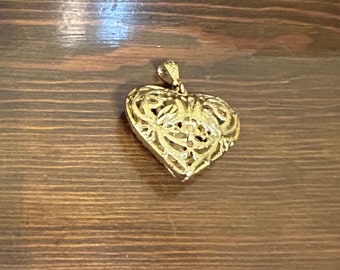 open heart locket