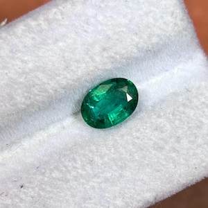 AAA Certified Natural Zambian Emerald 1.05 Carat. 4 Step Cut Faceted Loose Stone for Ring, Fine Quality Vivid Green Emerald  7.7x5.5x3.2 MM