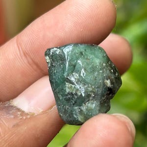 Natural Green Emerald Zambian Rough Loose Gemstone Genuine Green Emerald Zambia Rough Gemstone