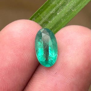 AAA Natural Zambian Emerald 1.70 Carat. 4 Step Cut Faceted Loose Stone for Ring, Fine Quality Vivid Green Zambian  Emerald 10.8x6.2x3.8 MM