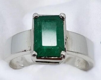 Vintage Emerald Sterling Silver One Stone Ring, Dainty Statement Ring