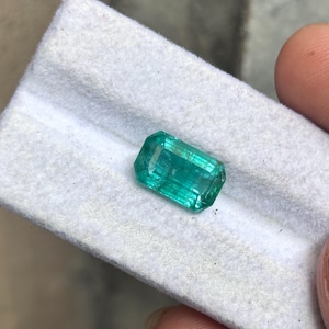AAA Certified Natural Zambian Emerald 3.75 Carat. 6 Step Cut Faceted Loose Stone for Ring, Fine Quality Vivid Green Emerald 11.3x7.2x5.5 MM