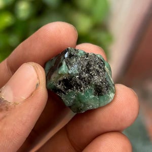 Natural Green Emerald Zambian Rough Loose Gemstone Genuine Green Emerald Zambia Rough Gemstone