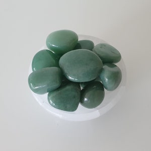 Green AVENTURINE TUMBLE | Stone of Opportunity | Tumbled Crystal Gemstone | Natural Aventurine | Polished Green Aventurine Tumble Stone