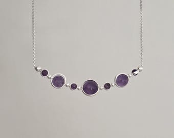 Collar llamativo de amatista